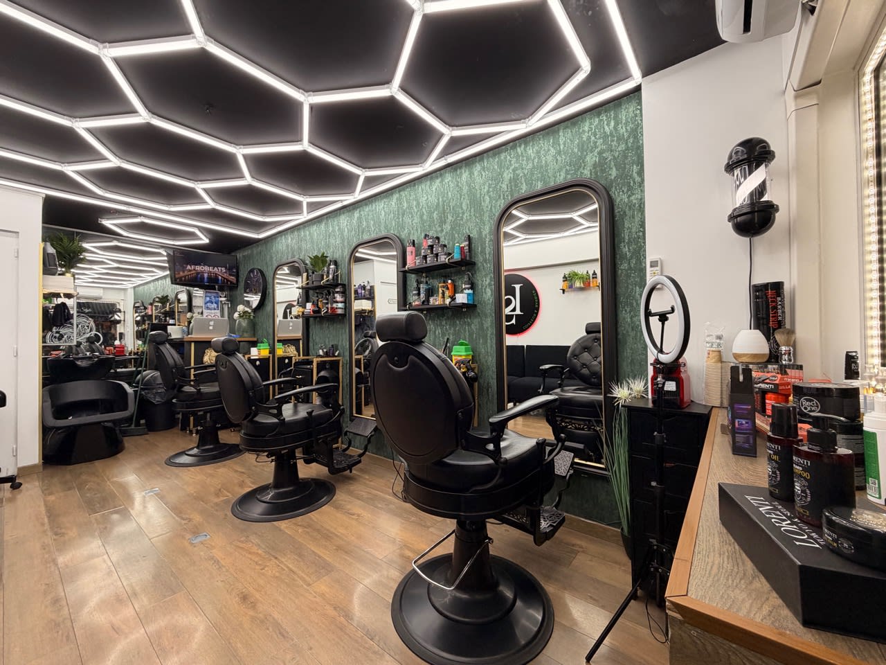 Le Saloon Barber - Coiffure Nice - Le Saloon Barber - Photo Galerie - OneBooking