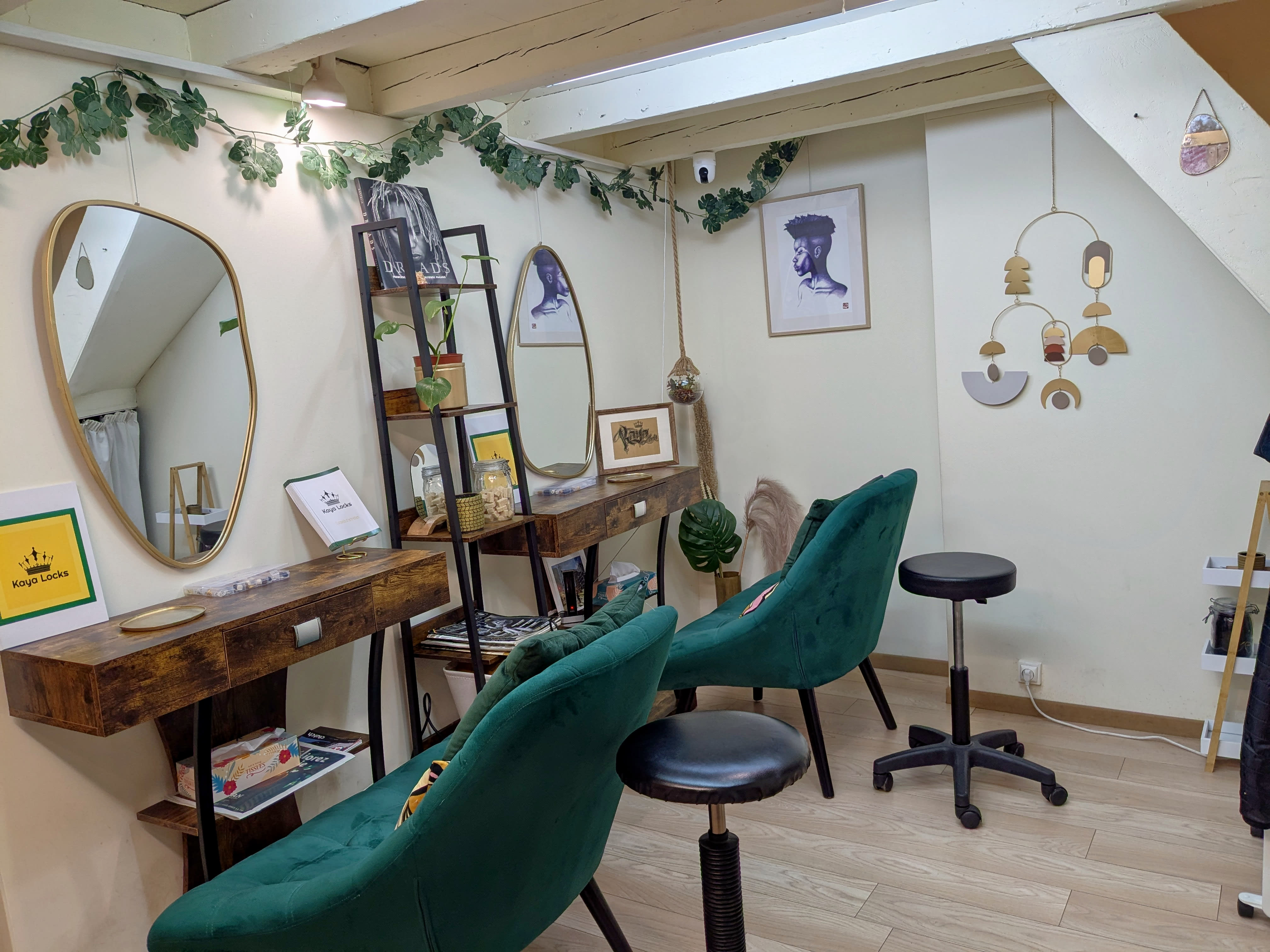 Kaya Locks - Coiffure Toulouse - Photo de couverture - OneBooking