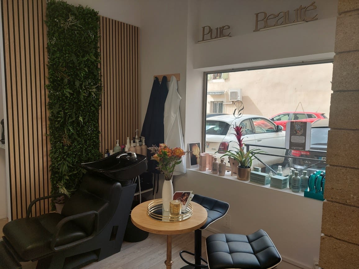 Assia Coiffure - Coiffure Alès - Photo de couverture - OneBooking