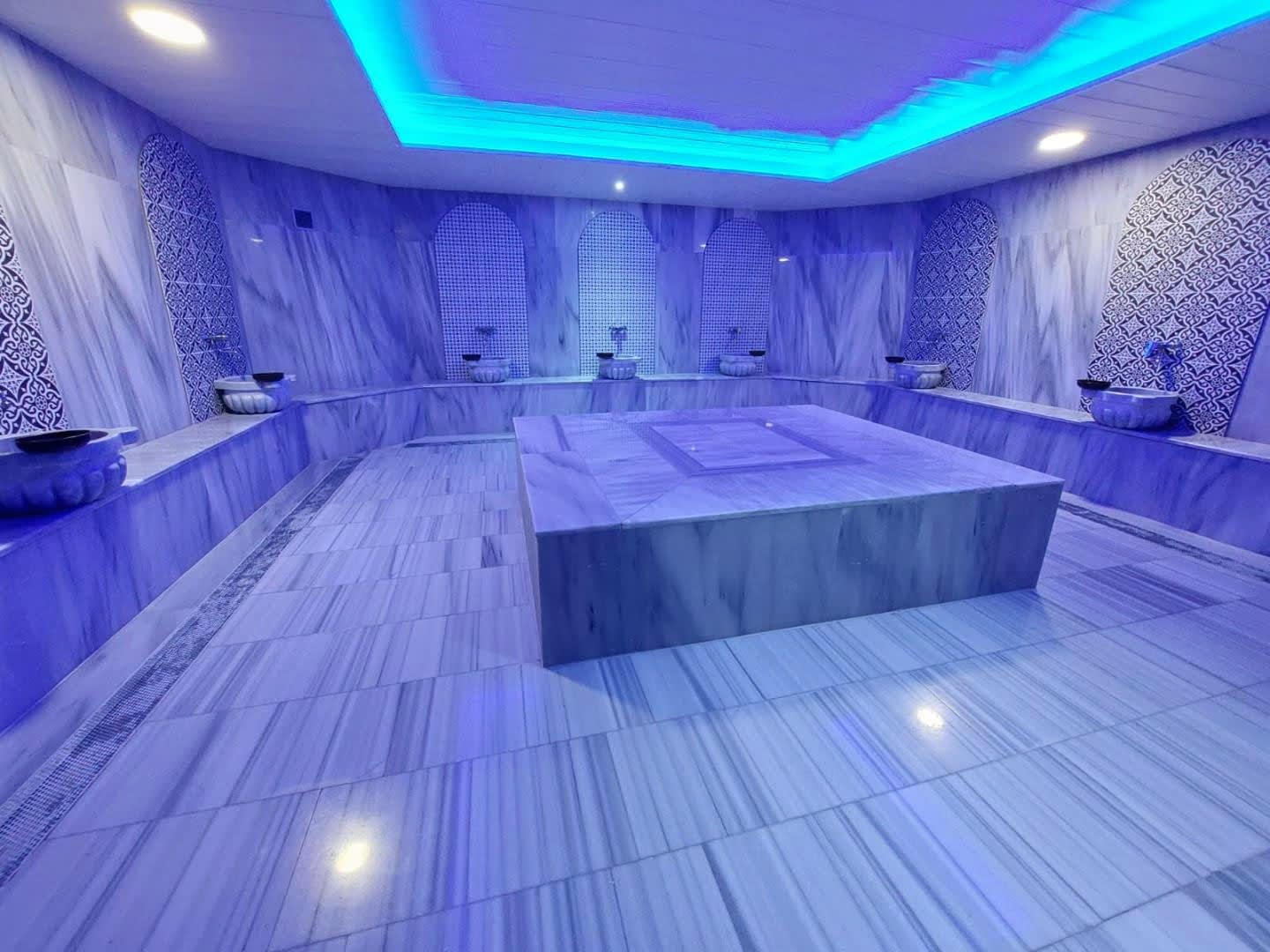 C&B SPA