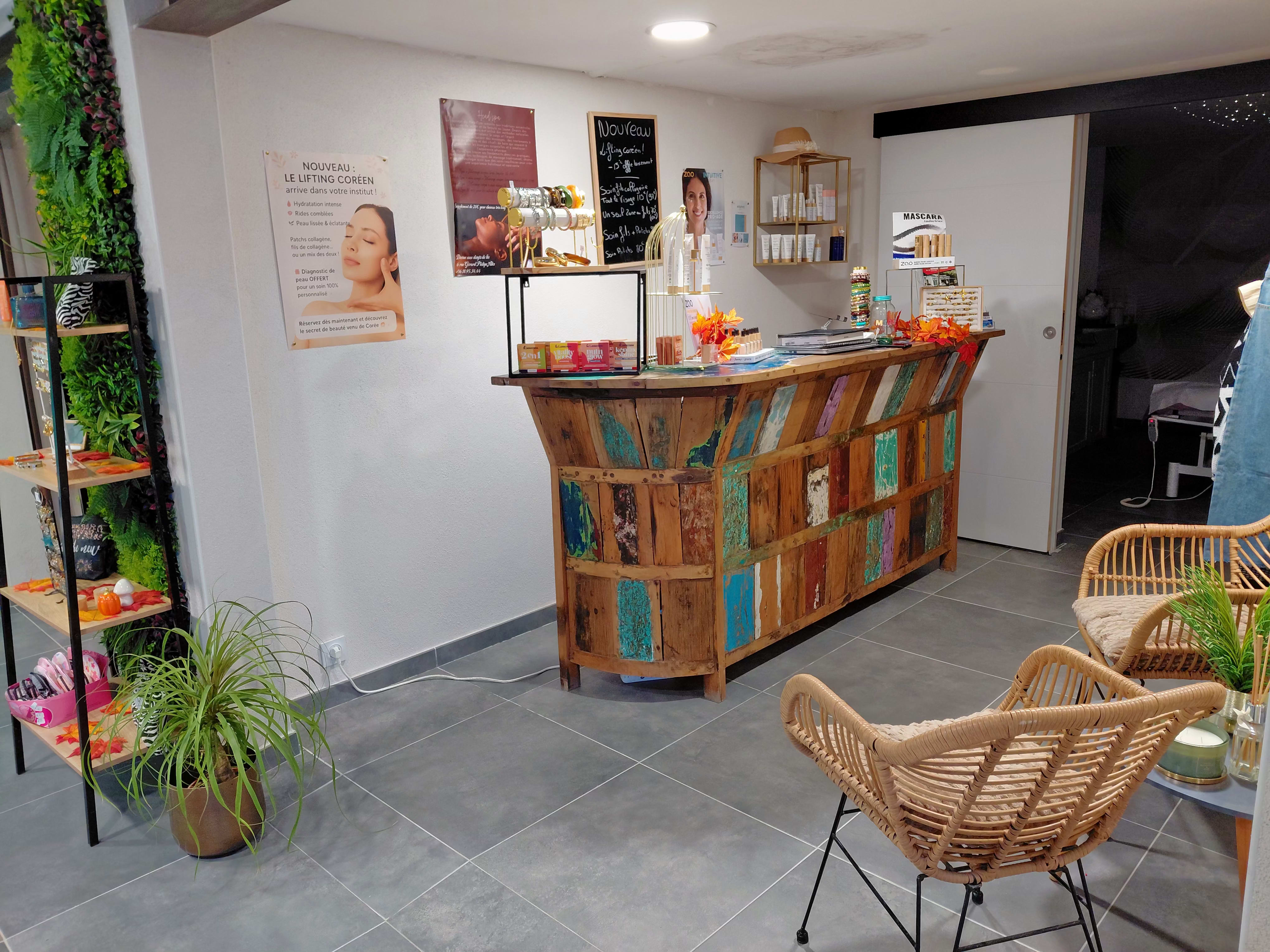 Divine Aux Doigts De Fee - Coiffure Alès - Photo de couverture - OneBooking