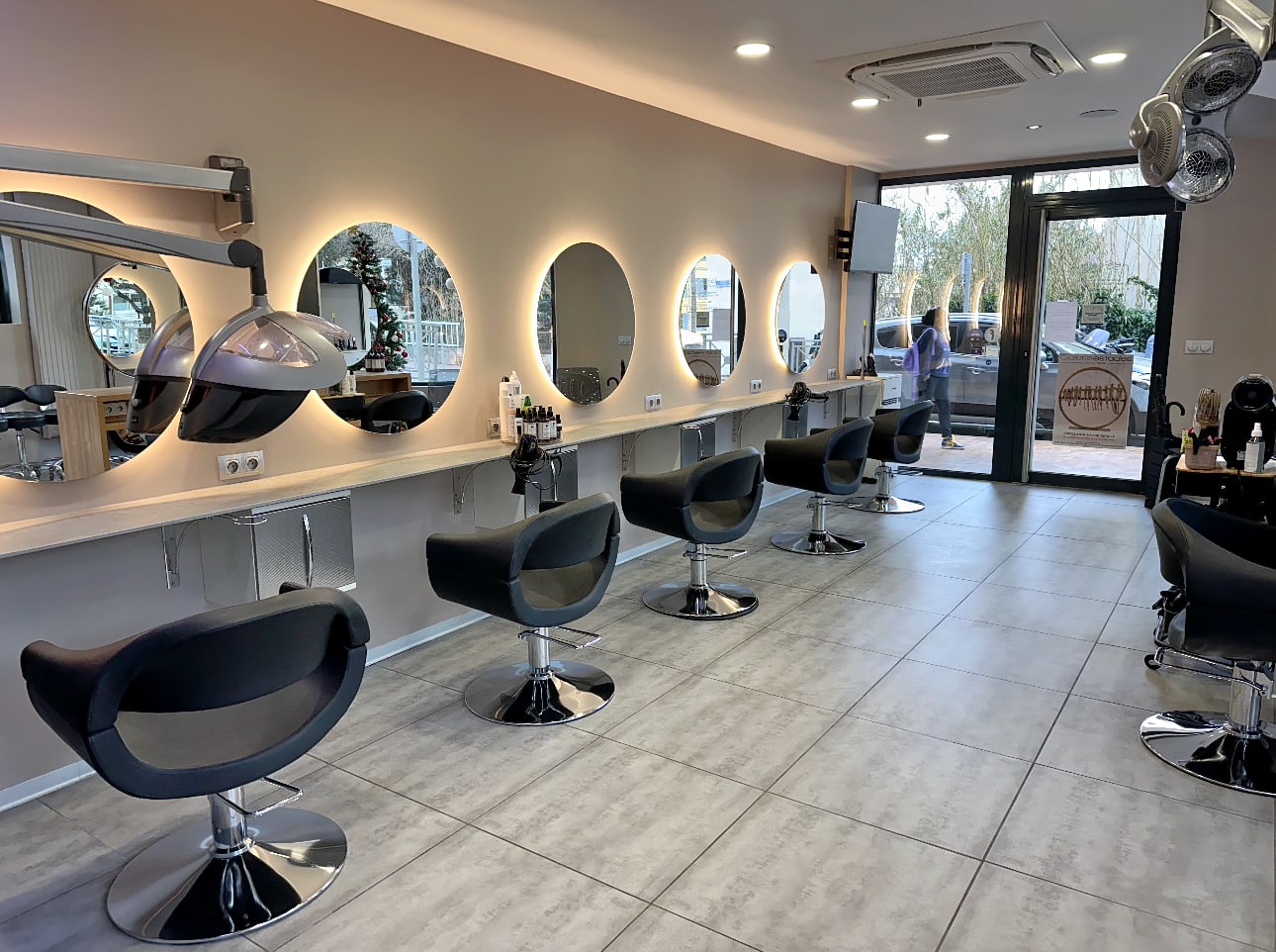 Essentiel Coiffure - Coiffure Hyères - Essentiel Coiffure - Photo Galerie - OneBooking