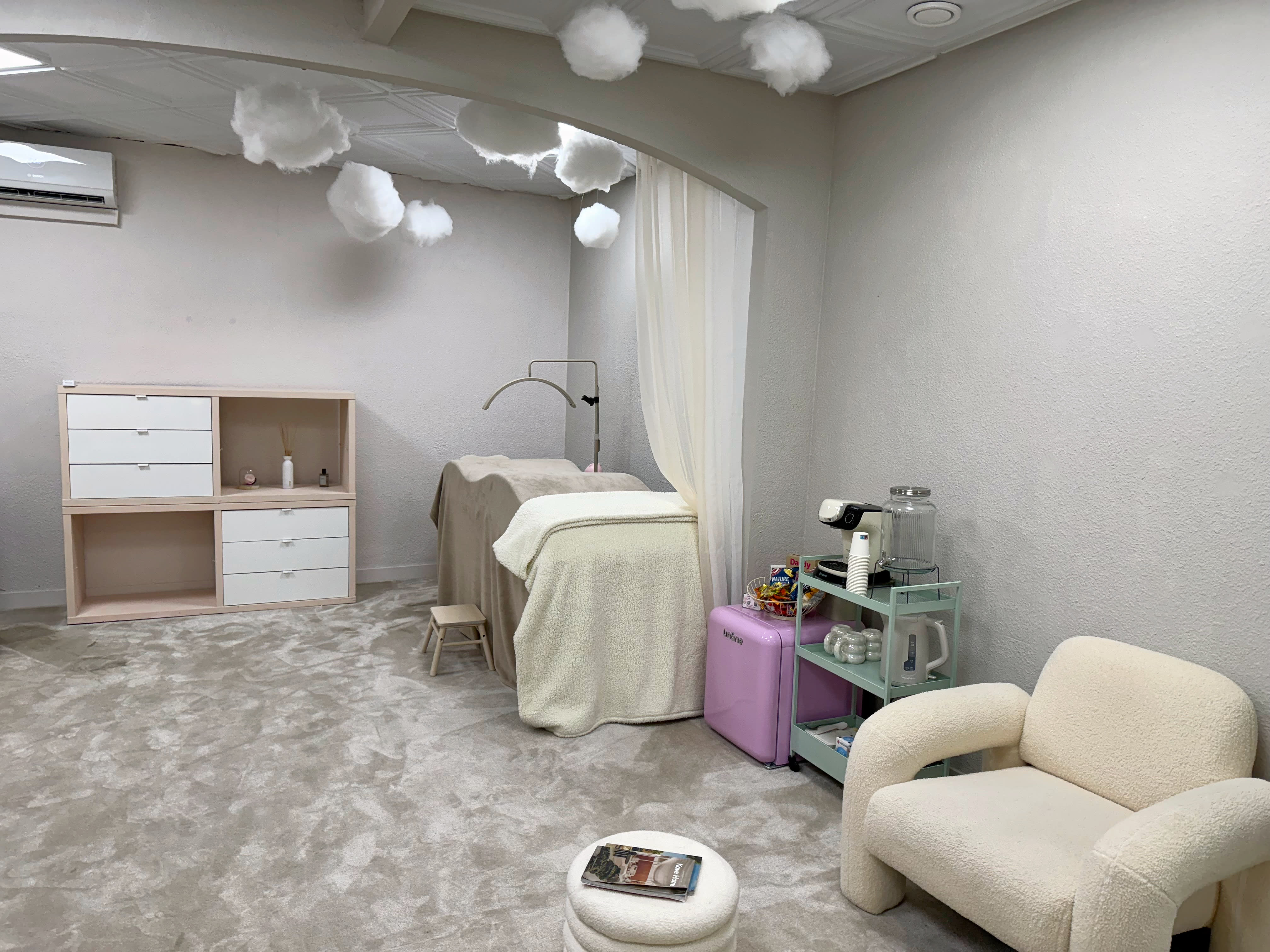 Chez Lola - Sourcils & cils Nice - Chez Lola - Photo Galerie - OneBooking