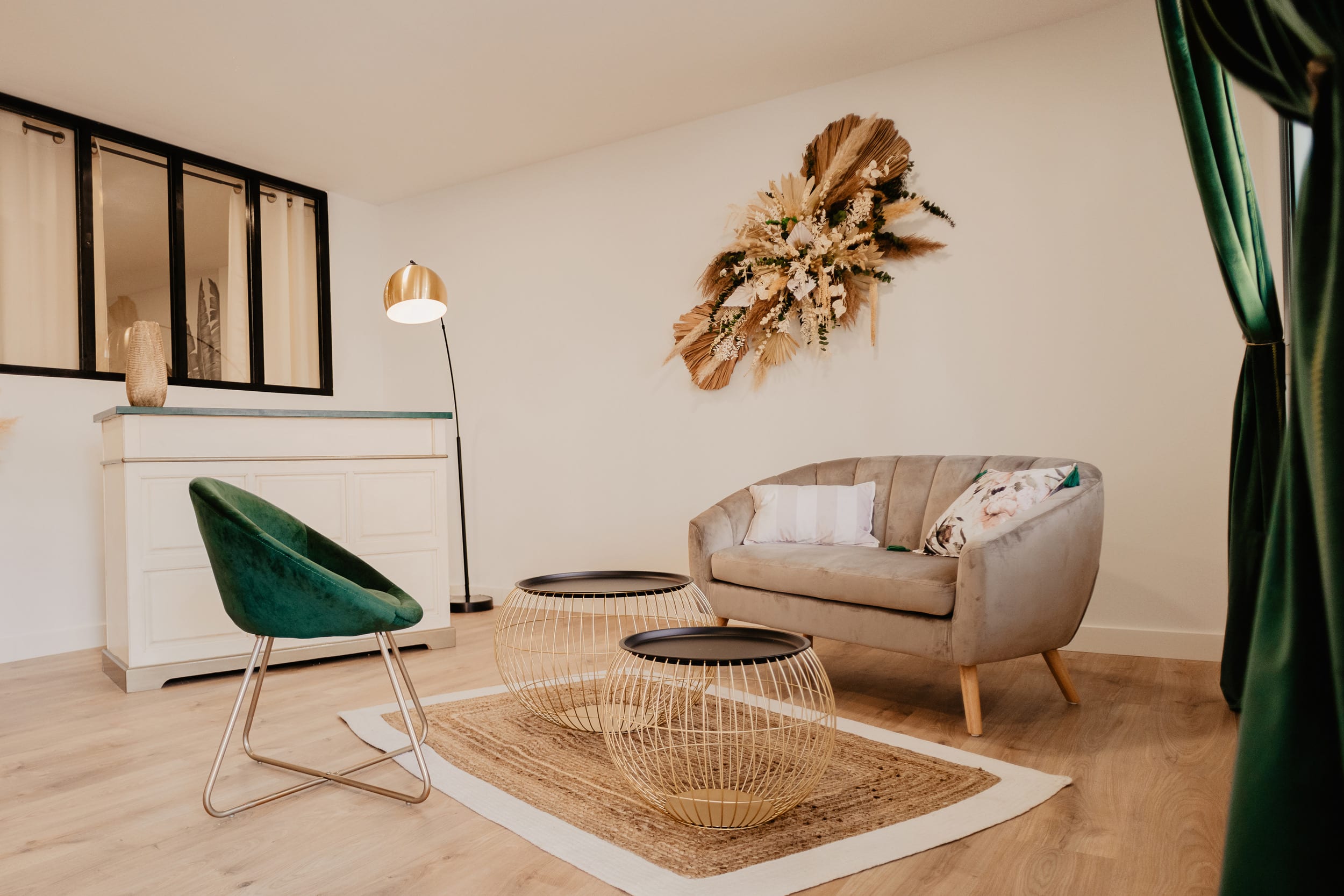 Helena Care - Institut de beauté Béziers - OneBooking