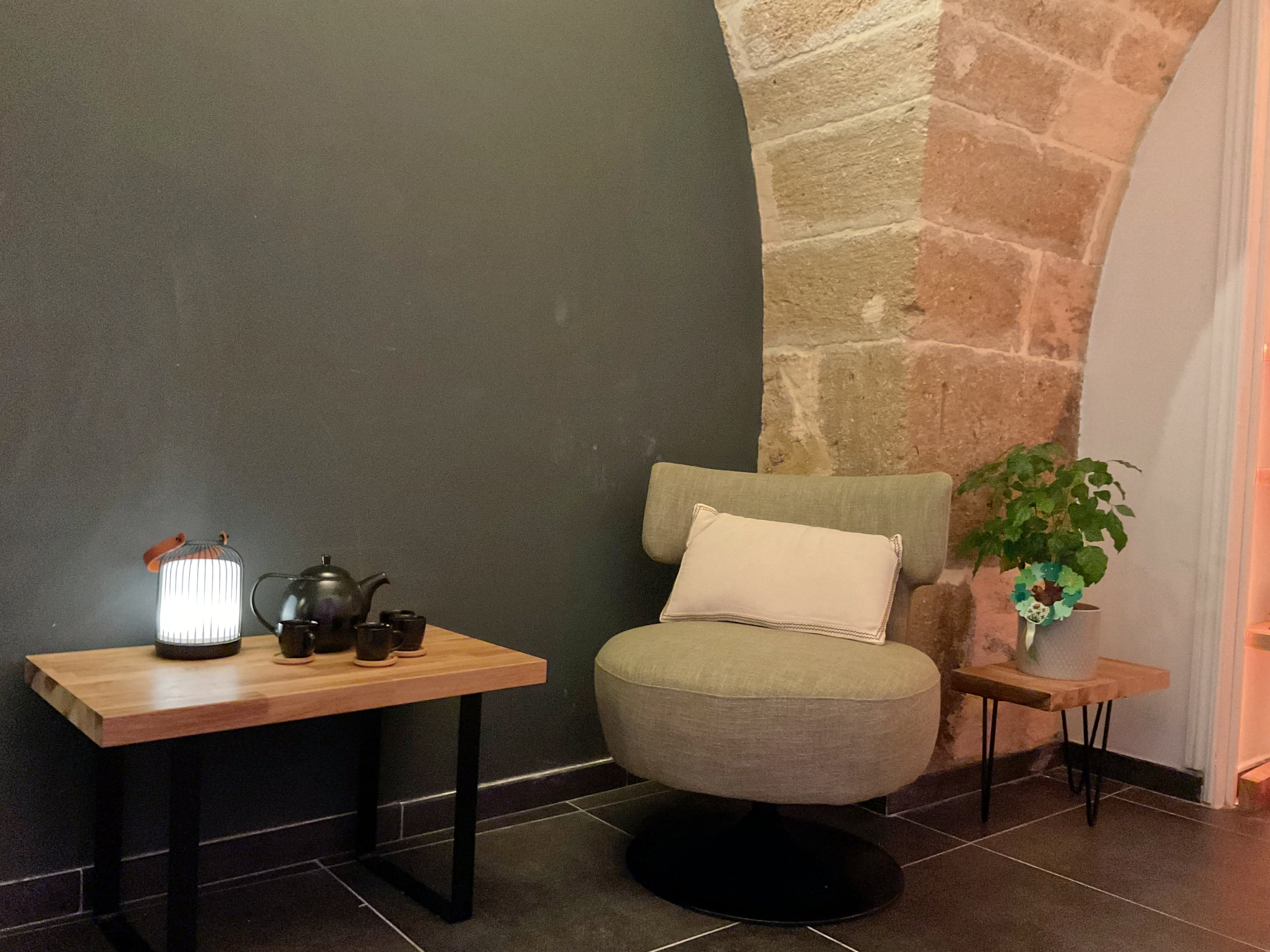 BYOMiA - Onglerie Montpellier - OneBooking
