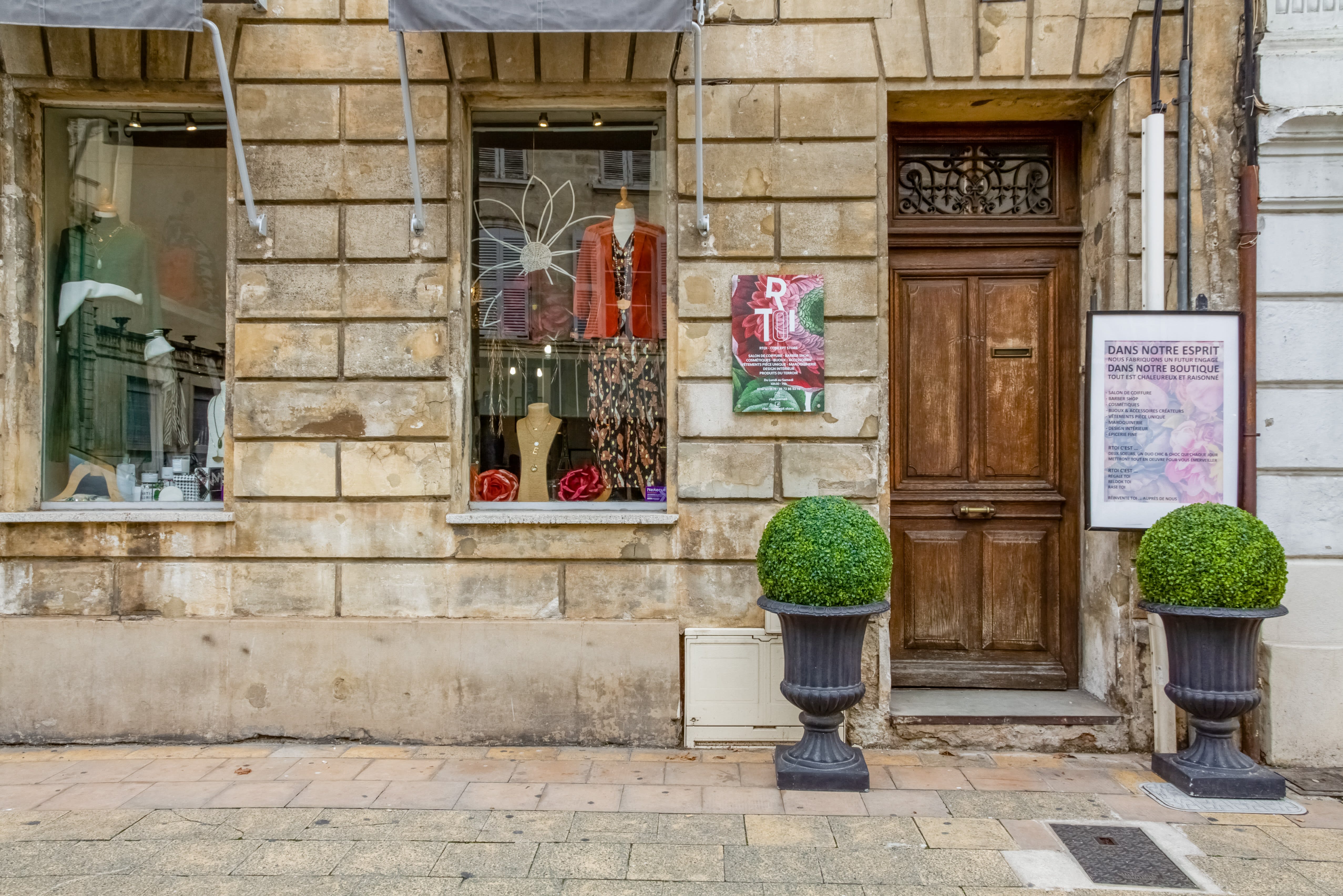 R toi concept store - Coiffure Avignon - Photo de couverture - OneBooking