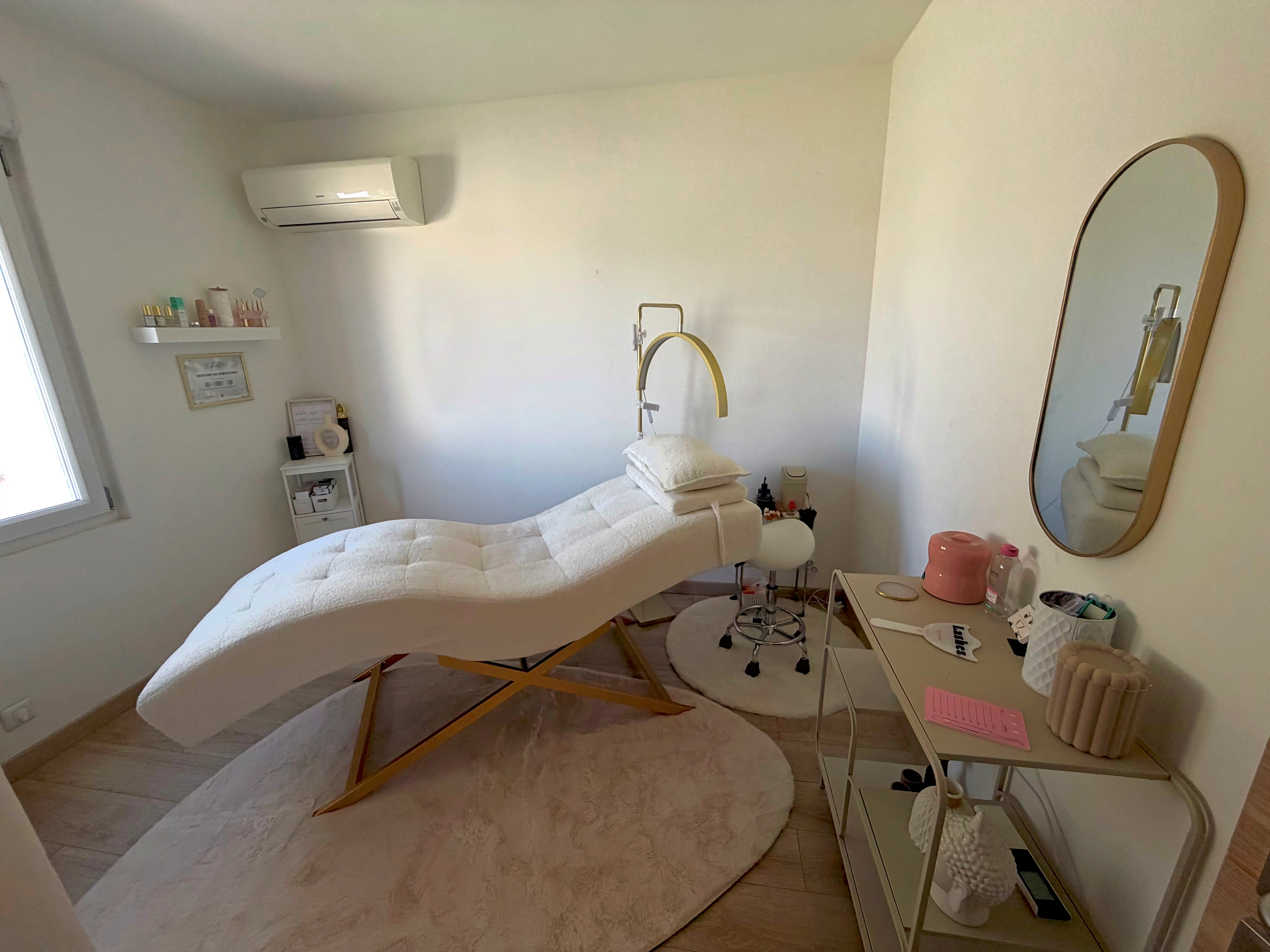 O’Lashes Beauty - Coiffure Hyères - Photo de couverture - OneBooking
