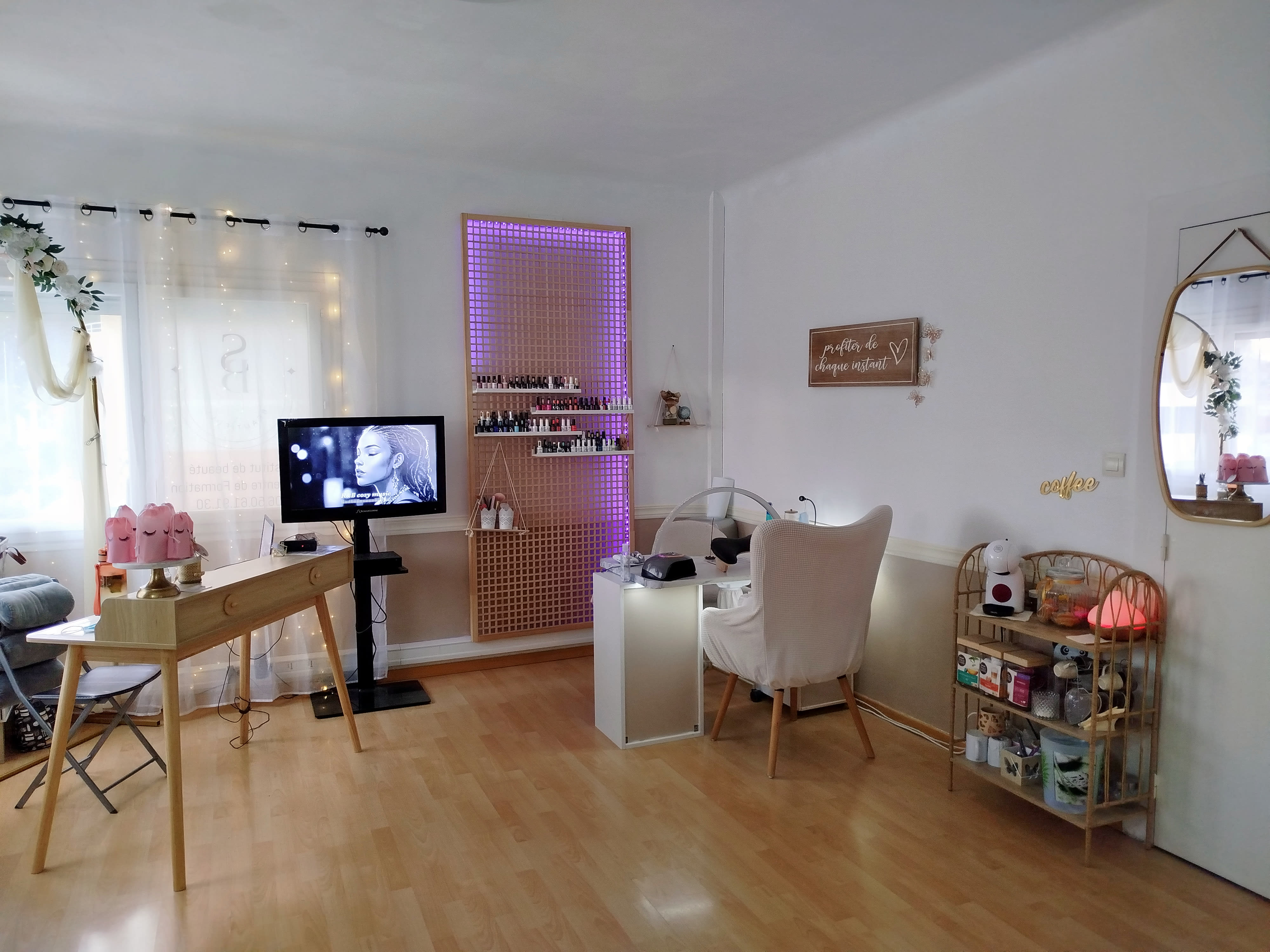 So Beautifull 2.0 - Institut de beauté Béziers - So Beautifull 2.0 - Photo Galerie - OneBooking
