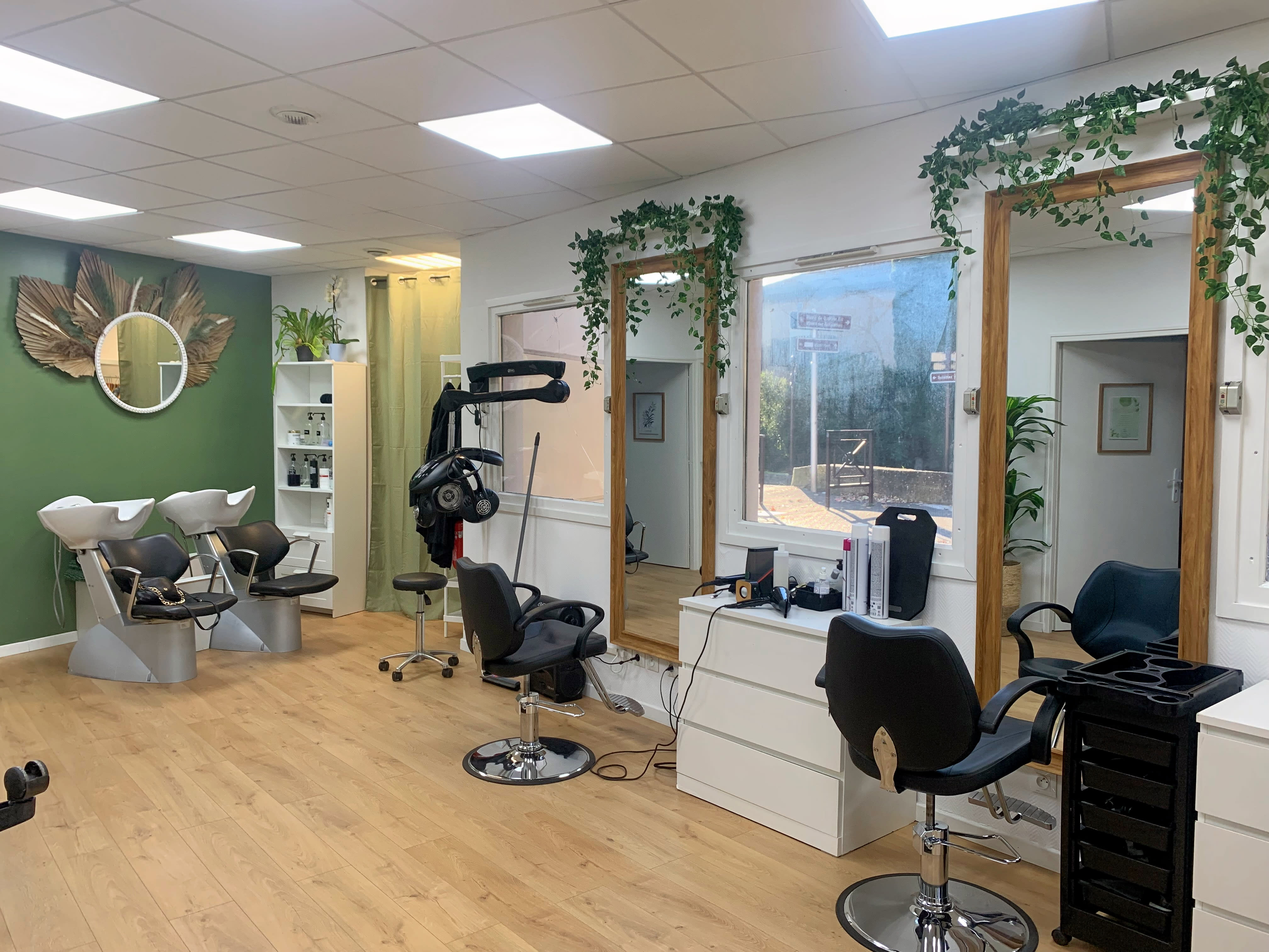 Chez Les Filles - Coiffure Avignon - Chez Les Filles - Photo Galerie - OneBooking
