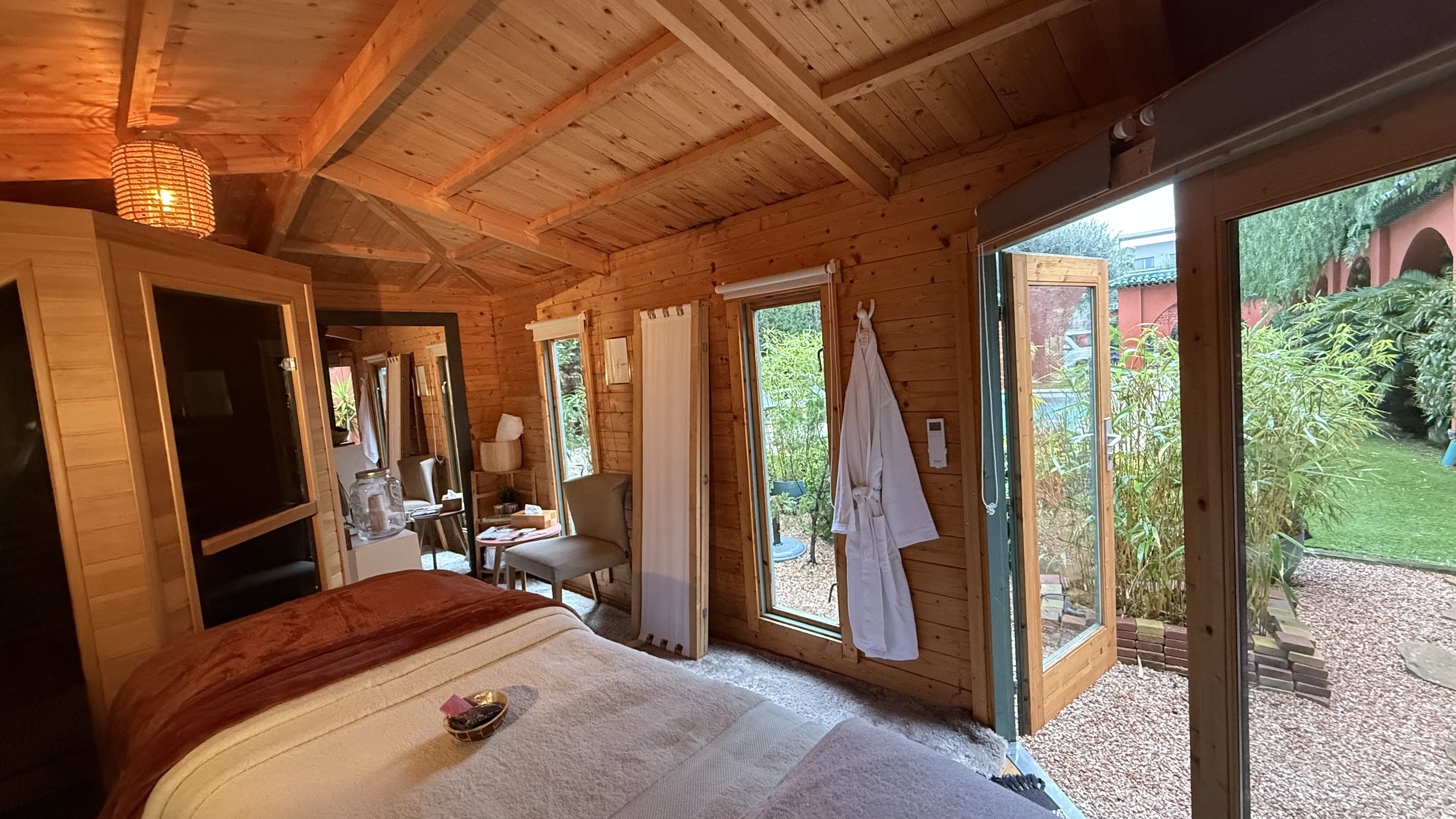 Mae Paradise - Institut de beauté Antibes - Mae Paradise - Photo Galerie - OneBooking