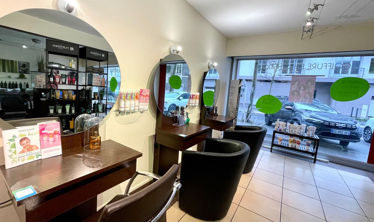 Soeurs 2 Styl' | Coiffure & Esthetique - Institut de beauté Nantes - Soeurs 2 Styl' | Coiffure & Esthetique - Photo Galerie - OneBooking