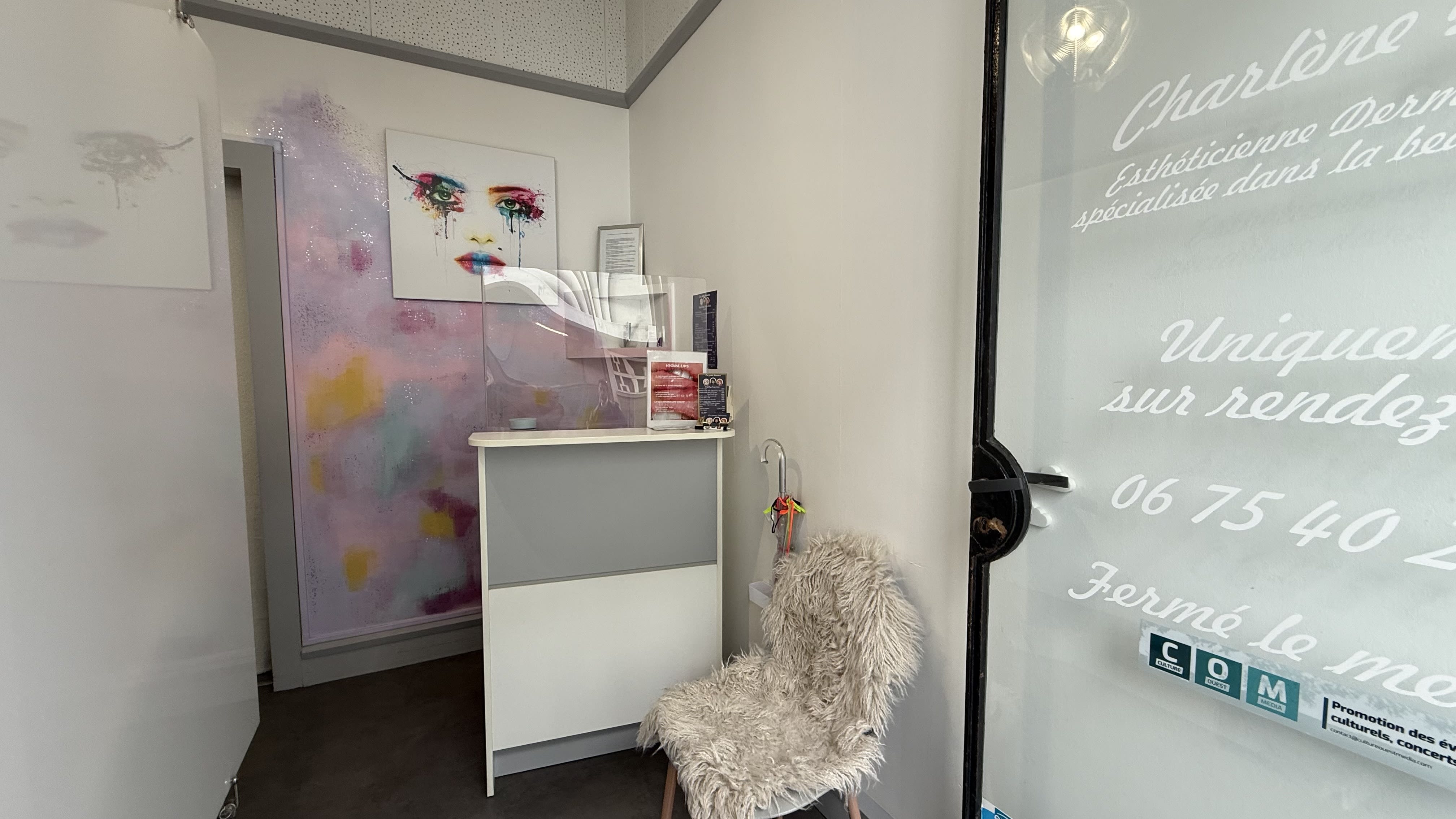 Les Petites Havraises - Onglerie Le Havre - OneBooking
