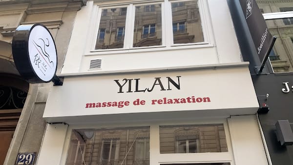 Yilan Massage Traditionnel de Relaxation - Institut de beauté Lyon - OneBooking