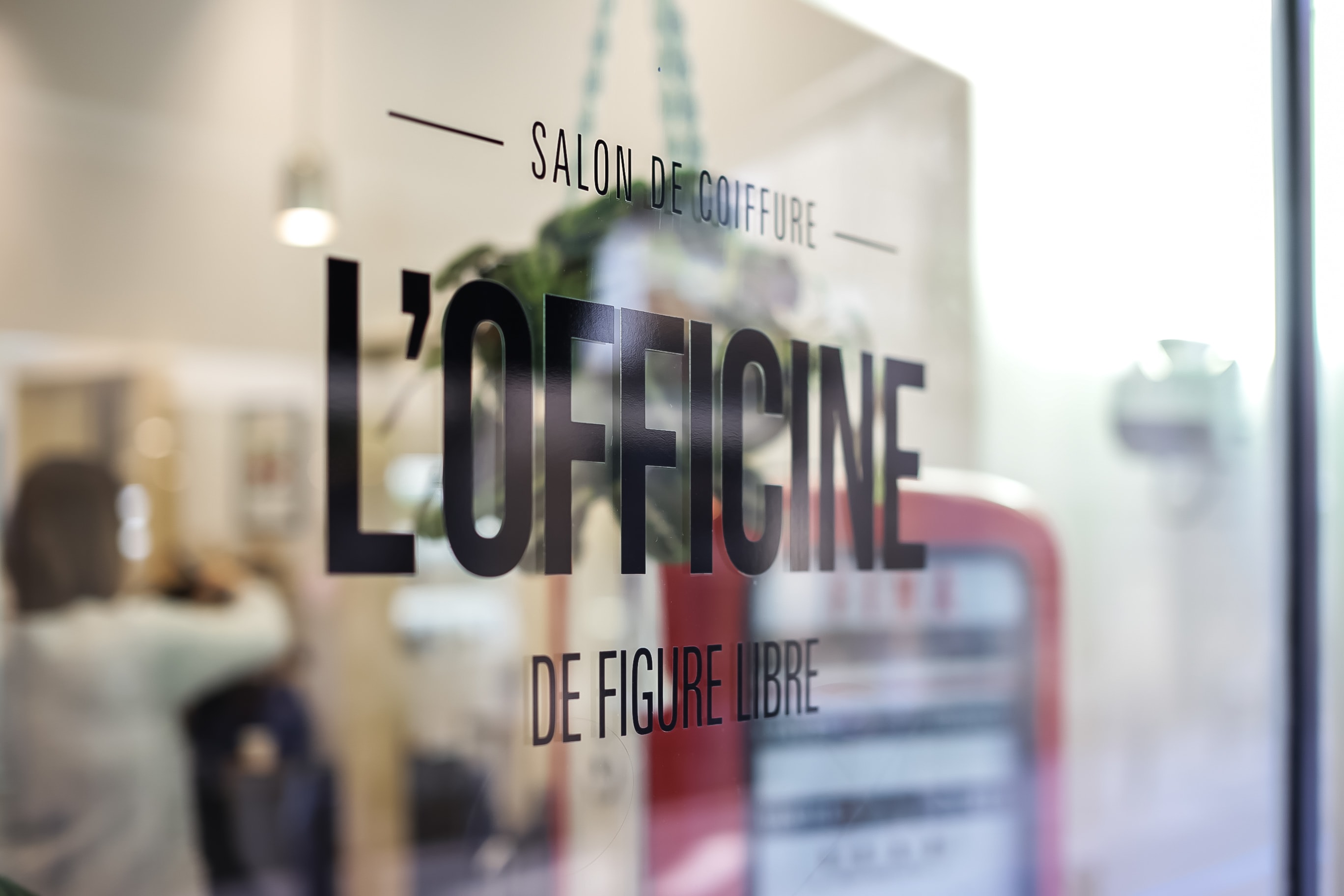 L'Officine Figure Libre - Coiffure Bordeaux - OneBooking