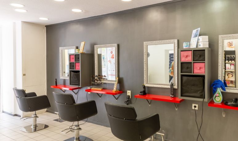 J De C Coiffure Coiffeur A Bandol