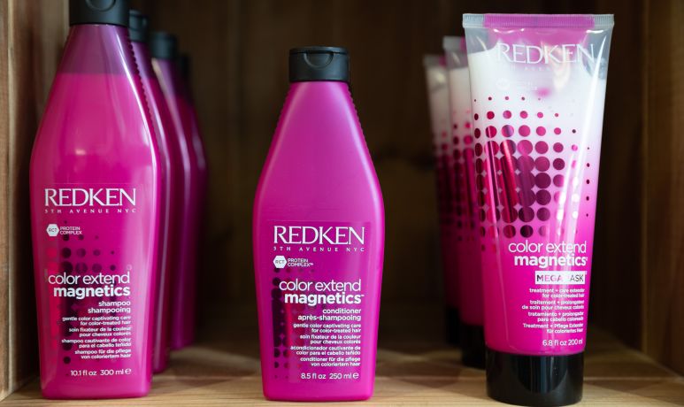 Bulle De Coiffure Coiffeur A Mouzeil