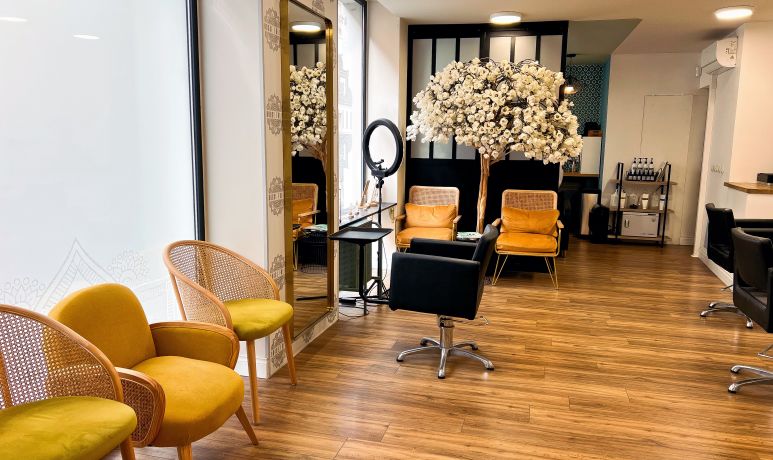 Salon Douce Folie – Espace de coworking — Fauteuil de coiffure