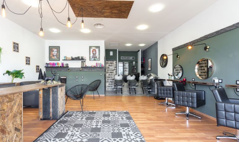 John Style Coiffeur Createur Coiffeur A Saint Jean De Vedas