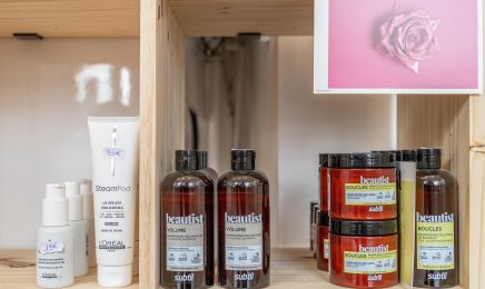 Le miroir : Coiffeur à Cambrai