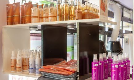 L’Elisée : Coiffeur à Ménilles