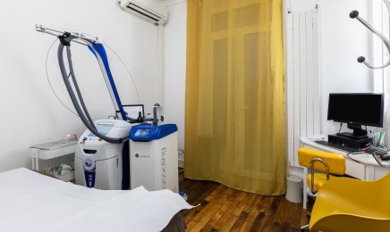 MAISON HIRSULASER PARIS  CEO MESSAOUDI LAREM : Coiffeur à Paris