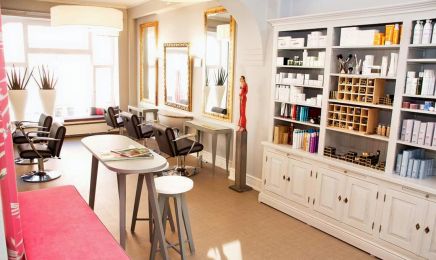 Die Locke : Kosmetikstudio in Flensburg