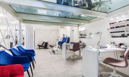 Scarlett Beauté : Manucure à Marseille