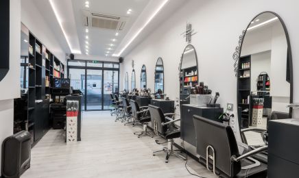 M-Ka Coiffures  : Barbier à Courbevoie