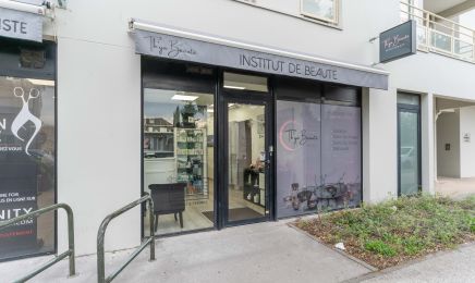 Th'ya Beauté : Manucure à Bègles