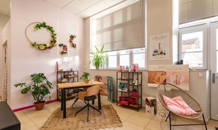 Institut Esprit Beauté  : Manucure à Gémozac