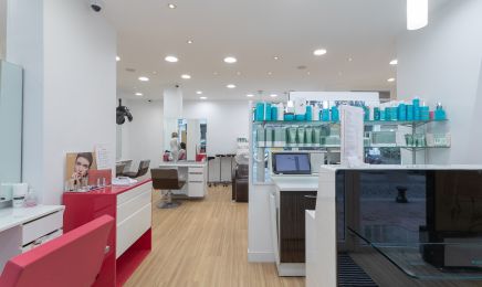 Camille Albane - Levallois-Perret : Coiffeur à Levallois-Perret