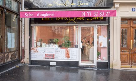 Les Mains avec Sara : Manucure à Paris