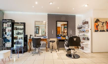 LE SALON Anciennement ARNAUD M : Coiffeur à Moissac