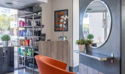L’Instant Haute coiffure (Réservé aux femmes) : Coiffeur à Vénissieux