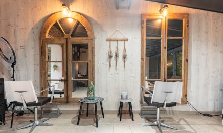 Christopher Stasser Artisan Coiffeur : Manucure à Pontoise