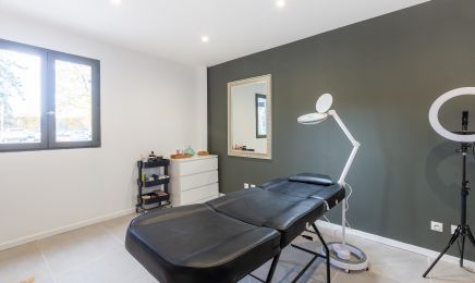 O'Comptoir Complexe beauté : Manucure à Angoulême