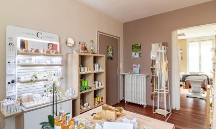 Etre et bien être  : Institut de beauté à Venizel