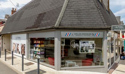 Les Femmes S’emmêlent : Barbier à Joué-lès-Tours    📞 02.47.67.26.25