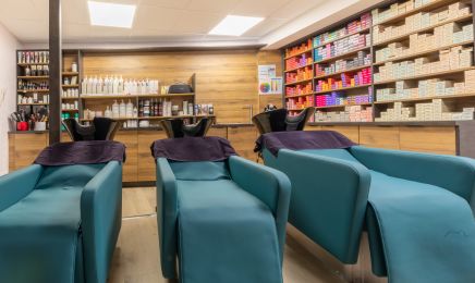 Retro Color : Coiffeur à Le Faou