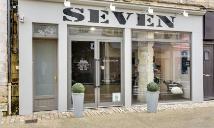 Seven : Coiffeur à Niort