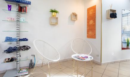  Hairstyles by Laura : Coiffeur à Montendre