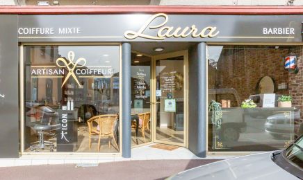Laura Artisan Coiffeur  : Coiffeur à Périers