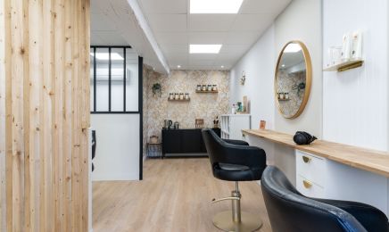 Le Petit Salon : Coiffeur à La Séguinière