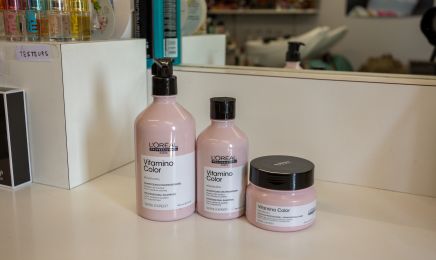 Antoinette Coiffure  : Coiffeur à Crouttes