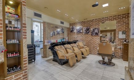 LR Coiffure et Esthétique  : Coiffeur à Paris