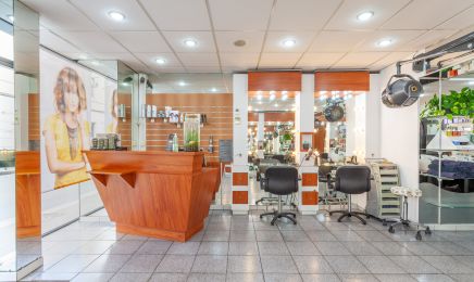 Universel Coiffure : Coiffeur à Oullins