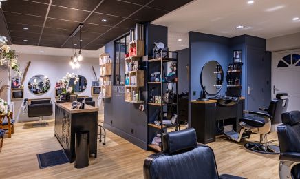 Aurore Styliste Visagiste & Barbier : Coiffeur à Lanvallay