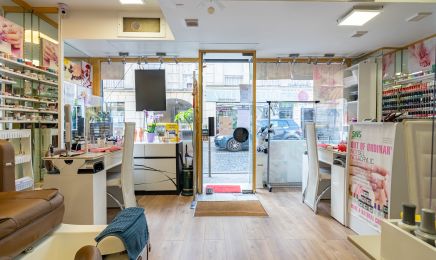 Jiviny Nails  : Manucure à Noisy-le-Grand