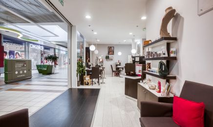 L'Onglerie® - Plaisir : Manucure à Plaisir