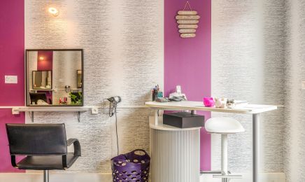 Coiffure S’Tifany / Expert en Balayages : Barbier à La Ville-aux-Dames